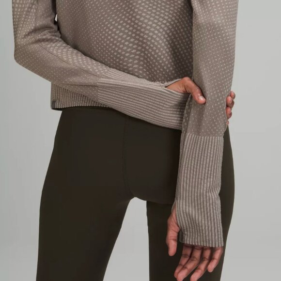 Lululemon Rest Less Pullover Textured Mink SZ 12 - Picture 4 of 8